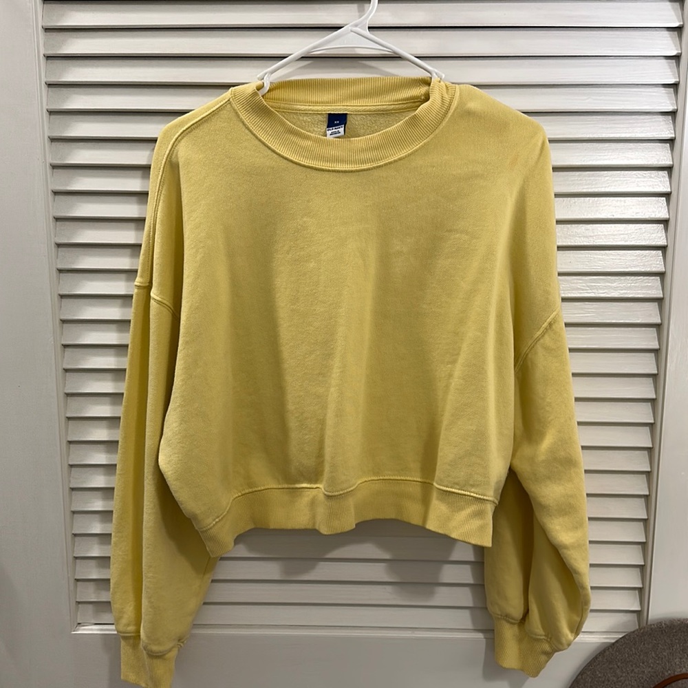 Yellow Old Navy Cropped Sweatshirt